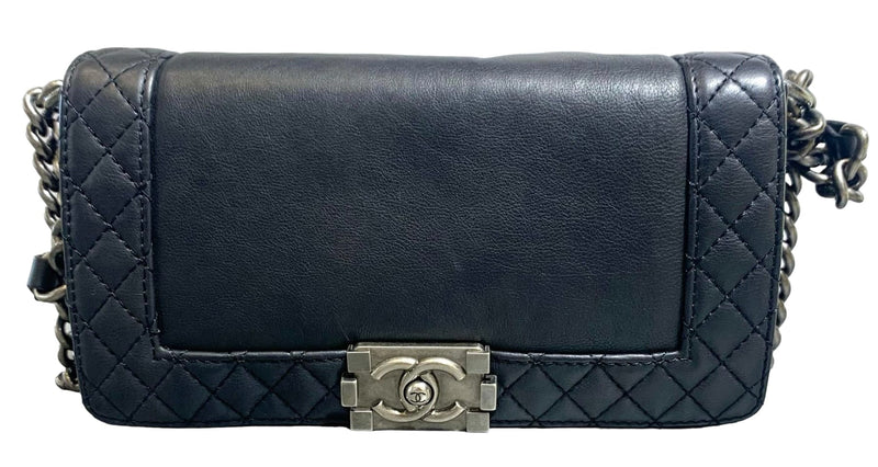 Chanel Boy flap bag grey New Medium Leather ref78742  Joli Closet