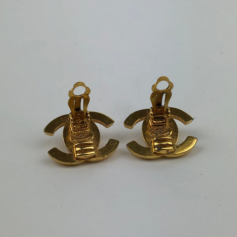 Chanel Gold CC Square Clip On Earrings 29 Vintage