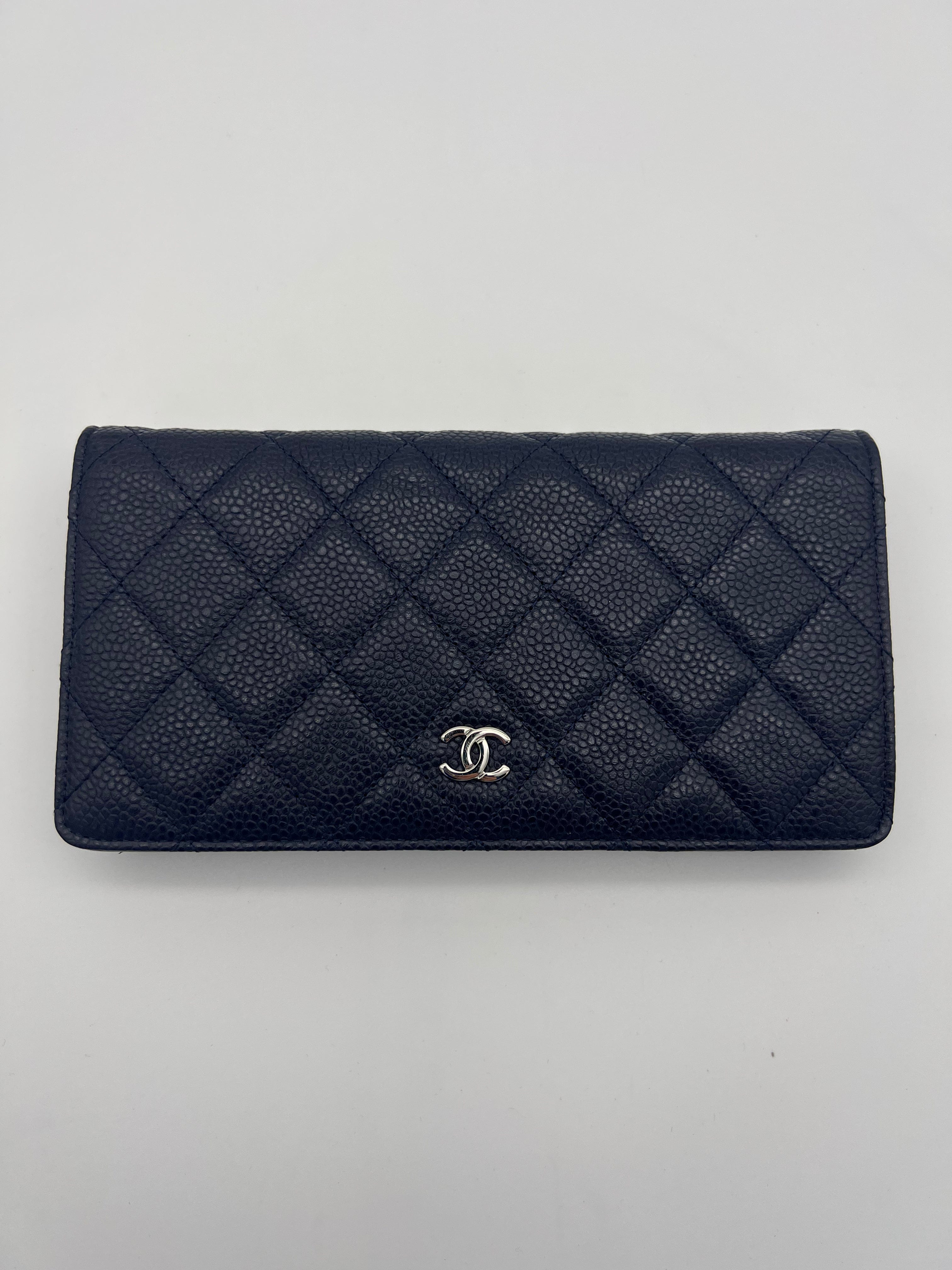 LuxuryPromise Chanel Navy Caviar Wallet