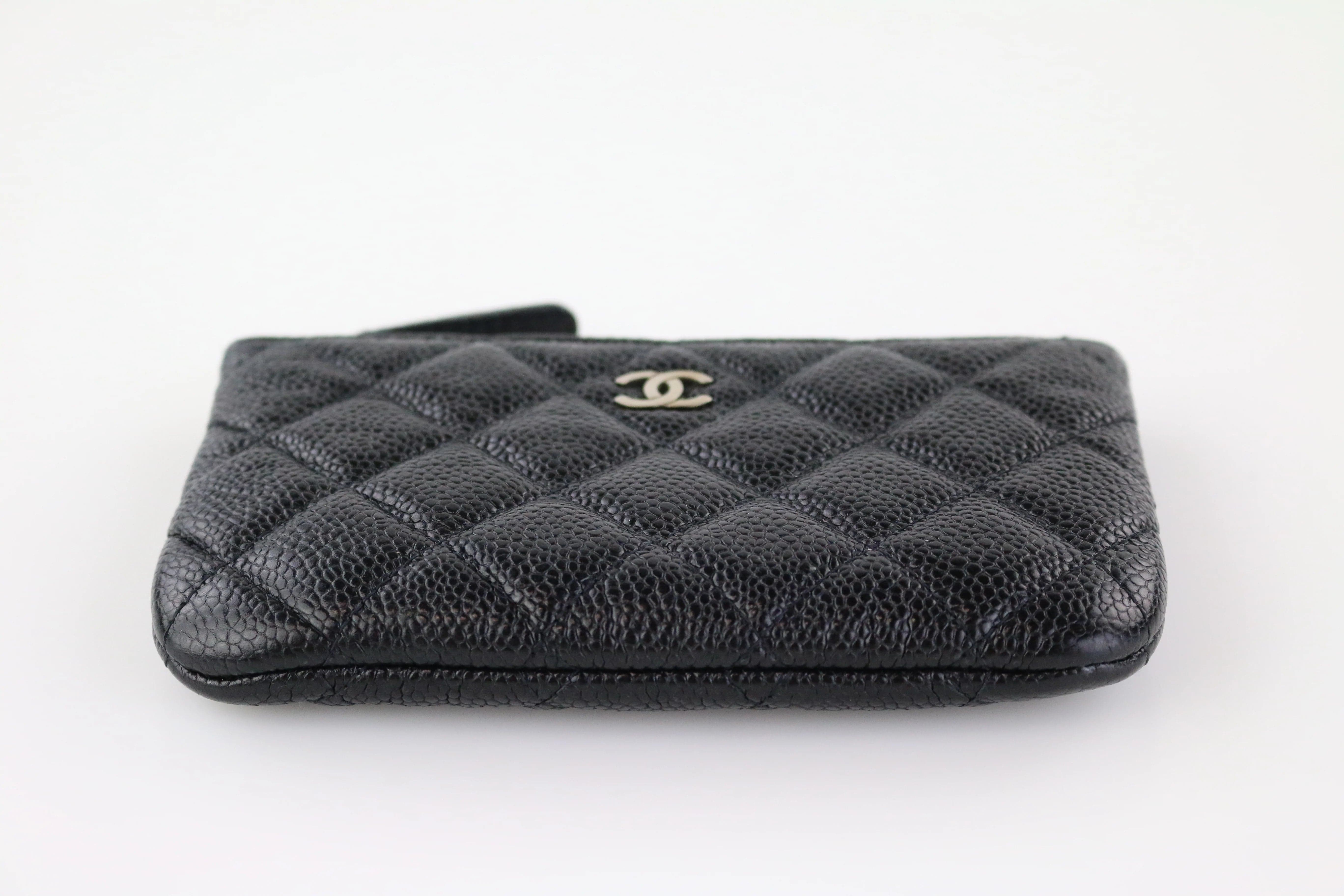 LuxuryPromise Chanel small O case