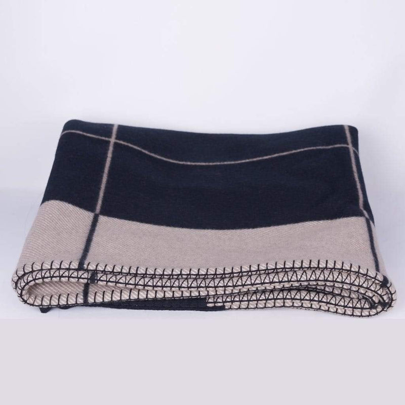 LuxuryPromise Hermes avalon cashmere blanket black, ecru