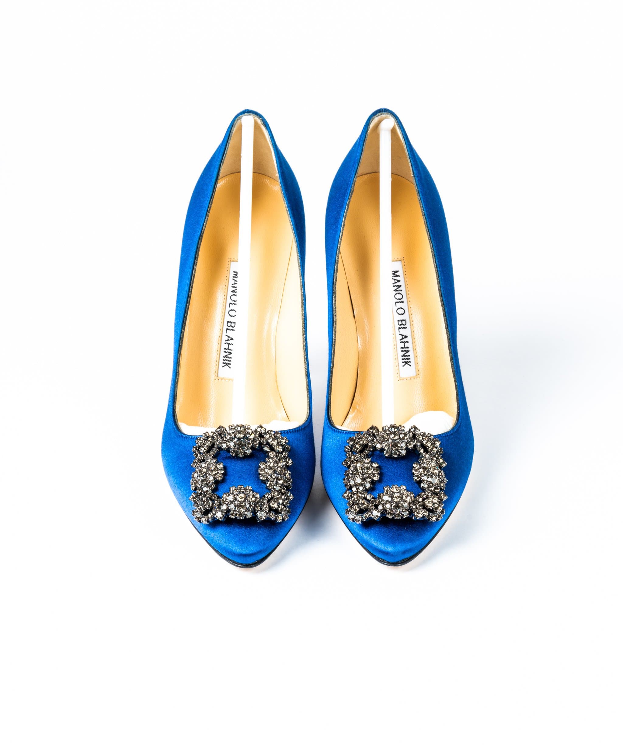 Manolo Blahnik Hangisi Pumps Royal Blue Size 35.5 – LuxuryPromise