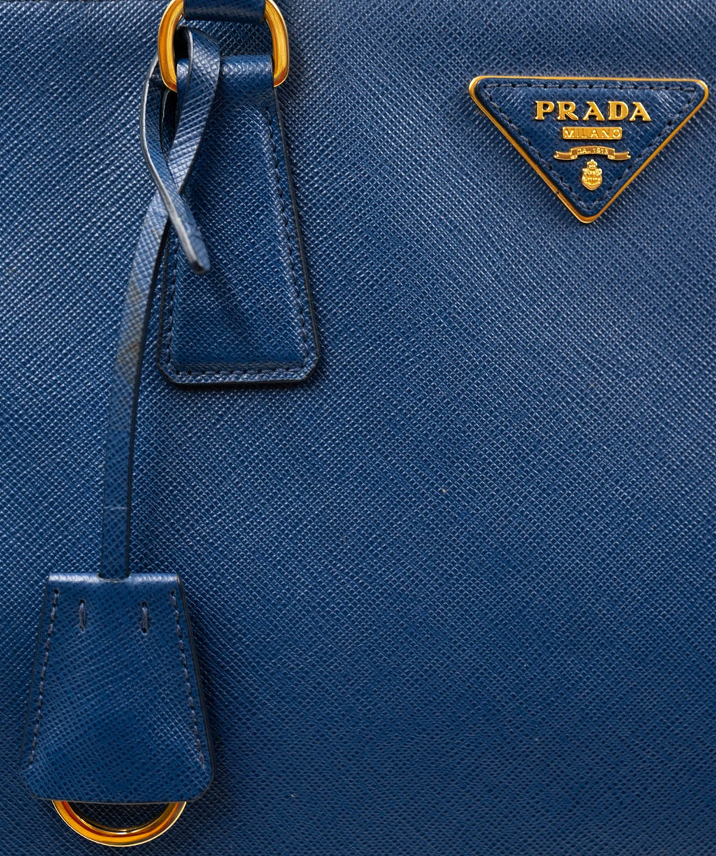 Bag - Prada Re-Nylon logo-plaque padded jacket - Denim - PRADA - Bag -  Pouch - Clutch - Blue – dct - Leather - ep_vintage luxury Store - Cosmetics