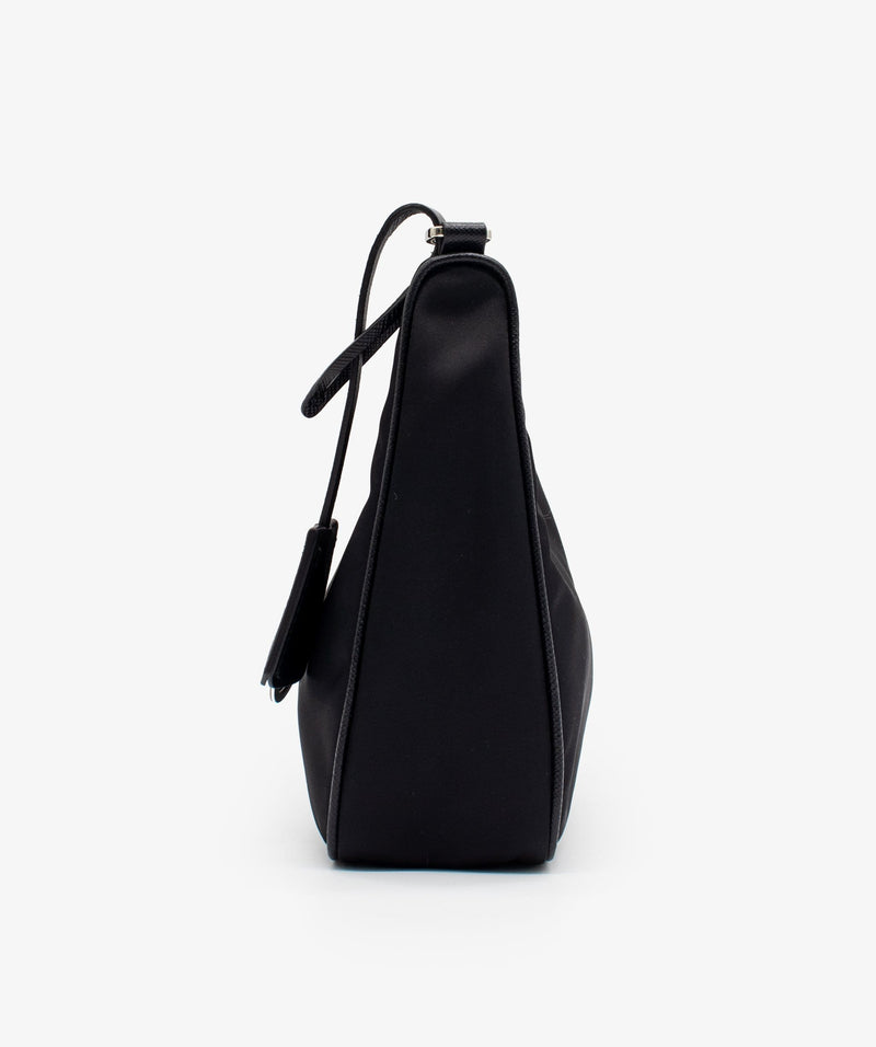 Prada Re-Edition 2005 Small Leather Shoulder Bag