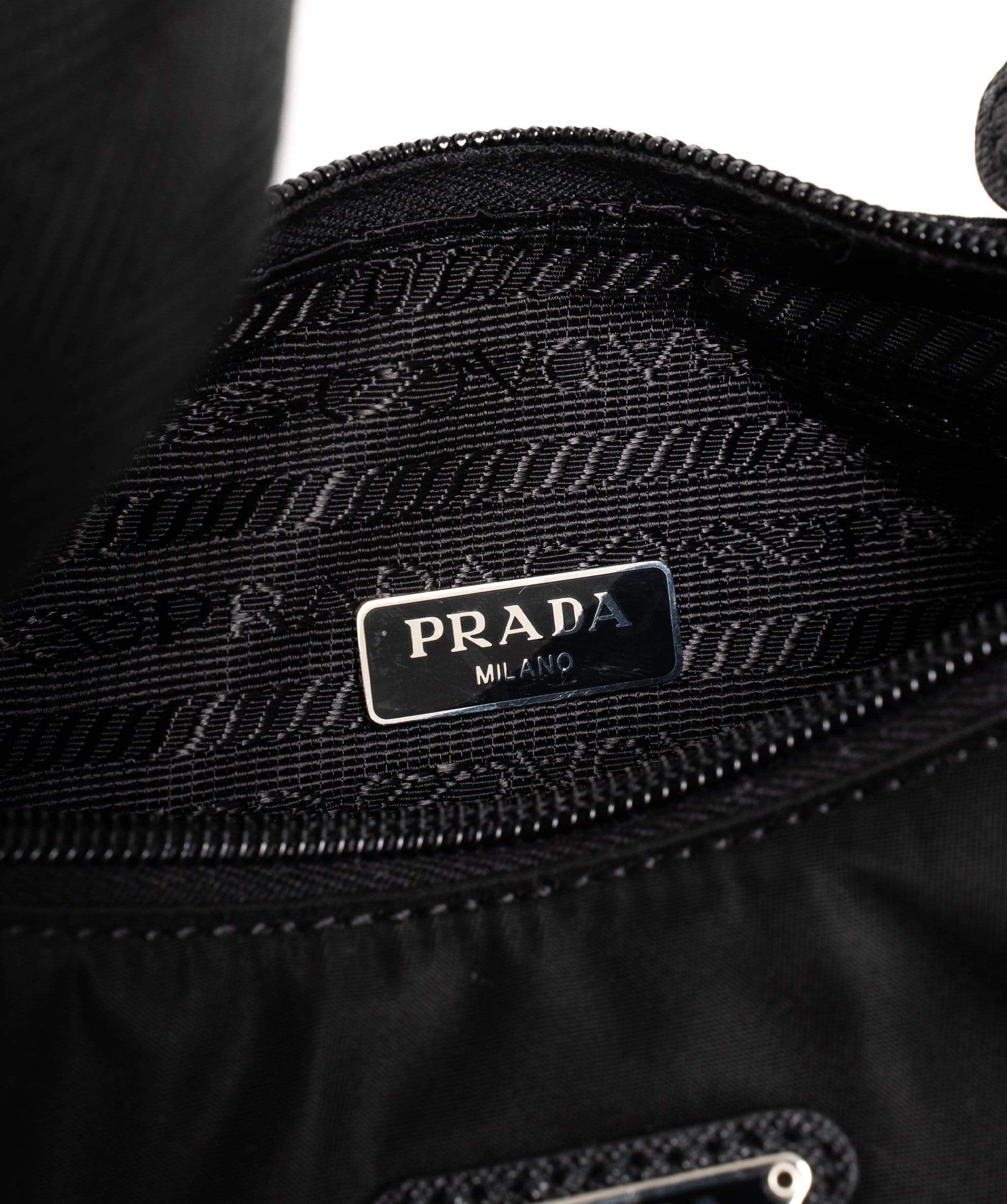 Prada Prada Re- editon 2005 nylon Bag - ADL1608